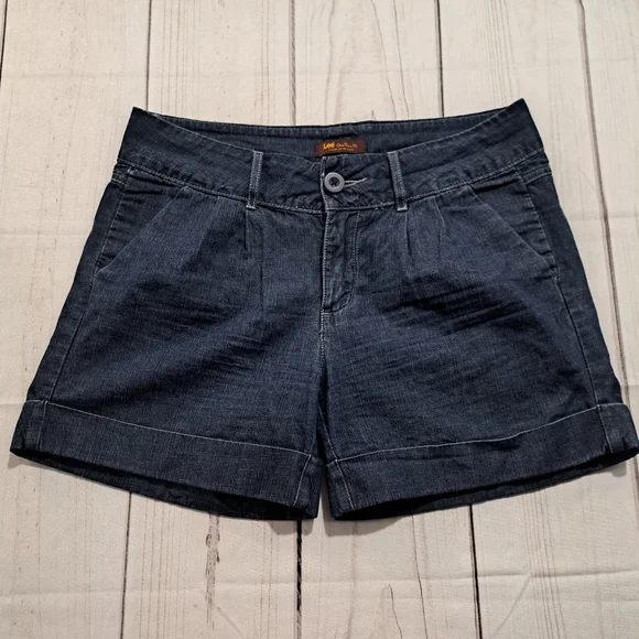 LEE One True Fit Lower On The Waist Shorts Size 12 M - Picture 1 of 10